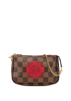 Louis Vuitton Pre-Owned 2008 Damier Ebene Trunks and Bags Mini Pochette Accessoires handbag - Brown