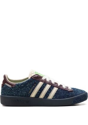 adidas x Brain Dead Forest Hills three-stripe sneakers - Green