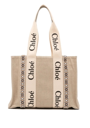 Chloé Pre-Owned 2022 Medium Canvas Woody tote bag - Brown