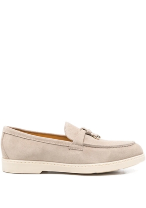 Doucal's tassel-detail suede loafers - Neutrals