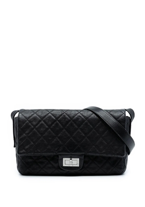 CHANEL Pre-Owned 2009-2010 Quilted Calfskin Reissue 2.55 Easy Messenger Flap crossbody bag - Black