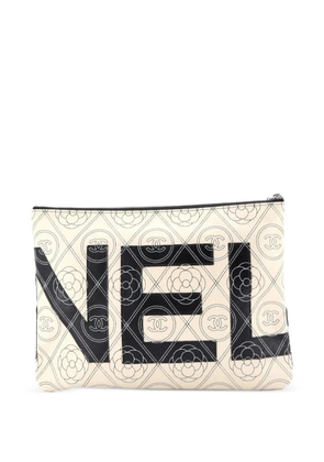 CHANEL Pre-Owned Camellia Logo Wristlet Printed Coated Canvas Medium clutch bag - Neutrals