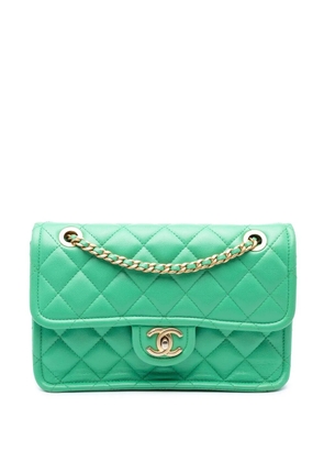 CHANEL Pre-Owned 2021 Medium Quilted Caviar Sweet Flap shoulder bag - Green