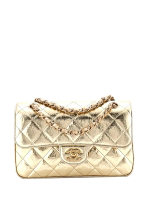 CHANEL Pre-Owned Classic Double Flap Bag Quilted Hammered Metallic Calfskin Small shoulder bag - Gold