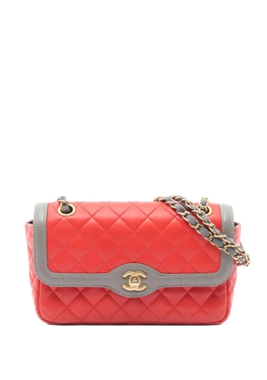 CHANEL Pre-Owned 2016-2017 quilted chain shoulder bag - Red