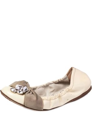 Miu Miu Pre-Owned crystal-embellishment ballet flats - Neutrals