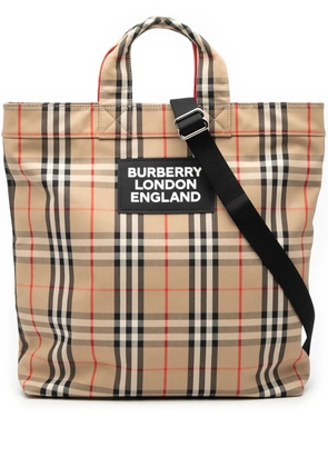 Burberry Pre-Owned 2018-2025 House Check Nylon Artie satchel - Brown