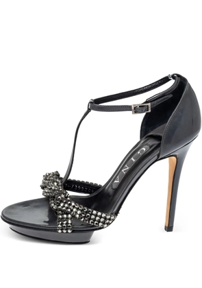Gina pre-owned 115mm T-strap sandals - Black