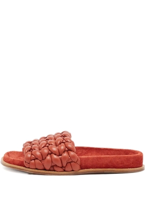 Chloé Pre-Owned braided leather slides - Brown