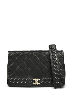 CHANEL Pre-Owned 2017 small Turnlock shoulder bag - Black