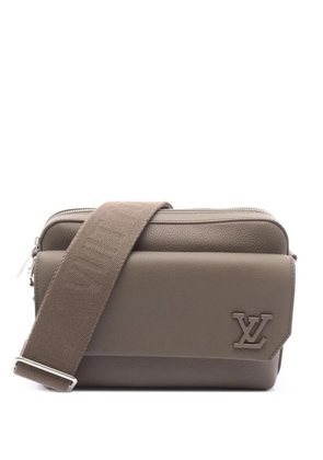 Louis Vuitton Pre-Owned 2021 logo-detail leather shoulder bag - Brown