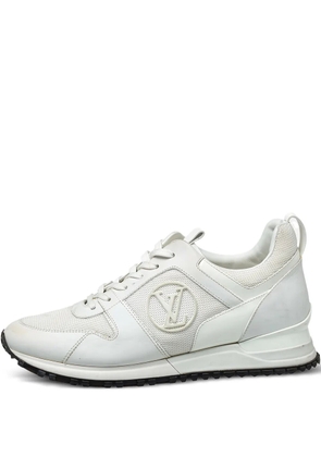Louis Vuitton Pre-Owned Run Away sneakers - White