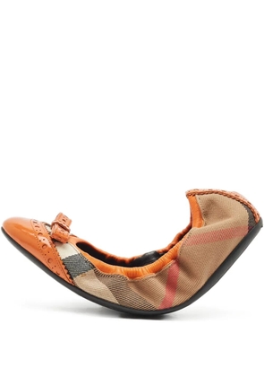Burberry Pre-Owned Drayton bow-detail ballet flats - Orange