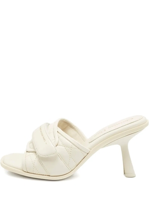Christian Dior Pre-Owned 90mm quilted leather sandals - White