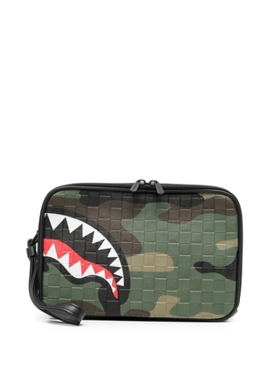 sprayground kid camouflage-pattern wash bag - Green