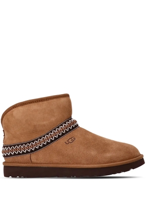 UGG W Classic boots - Brown
