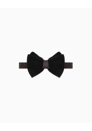 Giorgio’s velvet bow tie