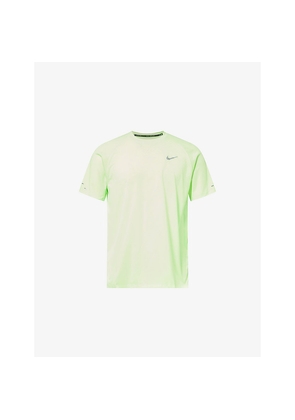 Mens Nike Stride Raglan-Sleeves Woven T-Shirt