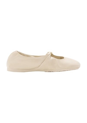 Pebble ballerinas in soft nappa lambskin