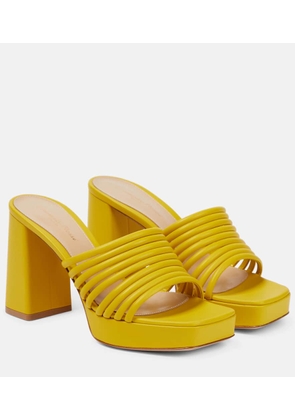 Gianvito Rossi Lena 95 leather mules