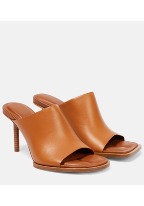 Jacquemus Les Mules Carres Ronds leather mules