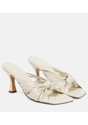 Souliers Martinez Alcala leather mules
