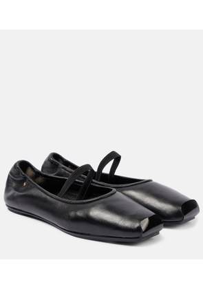 Tory Burch Runway leather ballet flats