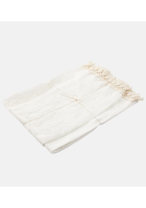 Once Milano Linen hand towel and bath towel set