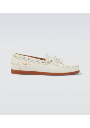 Valentino Garavani Leather boat shoes