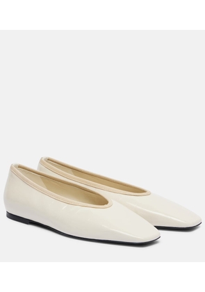 Toteme Patent leather ballet flats