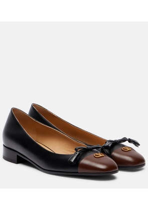 Valentino Garavani Valet Du Roi leather ballet flats