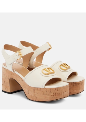 Valentino Garavani VLogo Signature 80 leather platform sandal