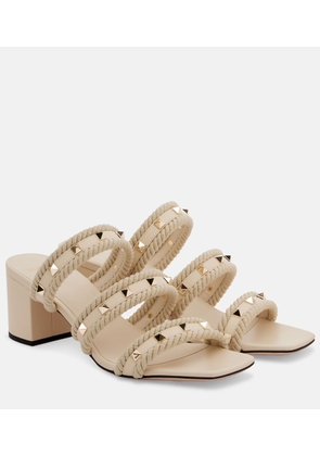 Valentino Garavani Rockstud Torchon 60 leather mules