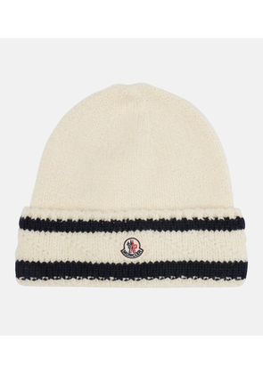 Moncler Logo striped wool-blend beanie