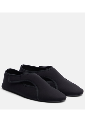 Alaia Flex leather-trimmed ballet flats