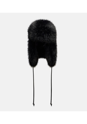 Perfect Moment Faux fur hat