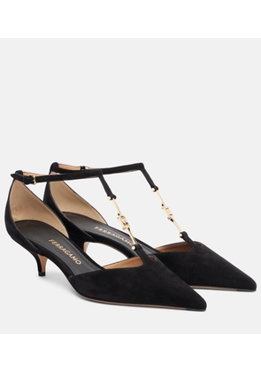 Ferragamo Traci 40 suede pumps