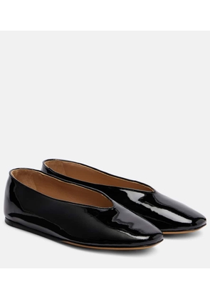 Le Monde Beryl Regency patent leather ballet flats