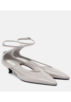 Toteme Leather pumps