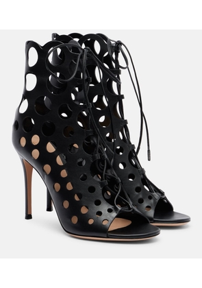 Gianvito Rossi 95 perforated leather pumps