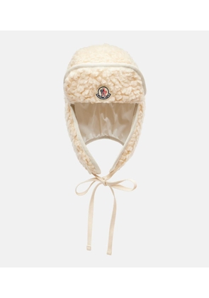 Moncler Aviator logo hat