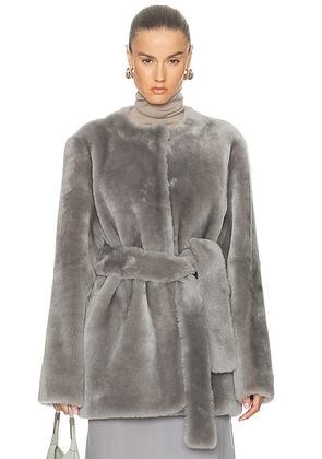 Toteme Plush Shearling Jacket in Grey - Grey. Size 38 (also in ).