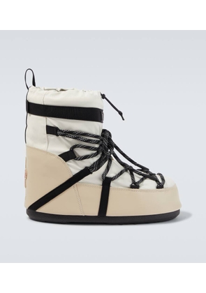 Moncler Grenoble x Moon Boot Icon Low snow boots