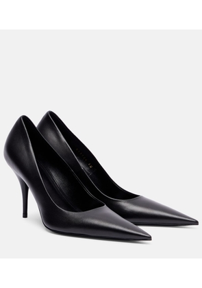 Balenciaga Avenue 90 leather pumps