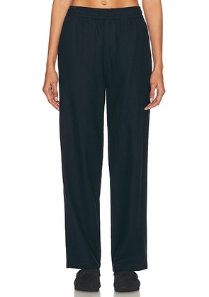 WAO Casual Linen Pant in Navy - Navy. Size XL/1X (also in ).
