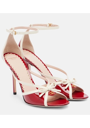 Valentino Garavani Bepointy 100 patent leather sandals