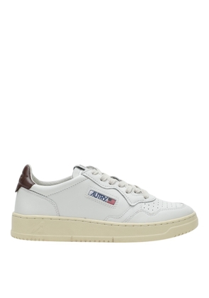 Autry Medalist Leather Low-Top Sneakers