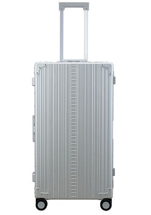 Aleon International Trunk Checked 30 Suitcase in Platinum - Metallic Silver. Size all.