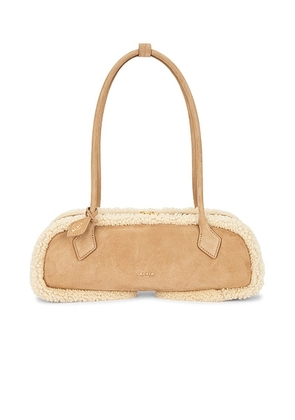ALAÏA Medium Teckel Bag in Camel - Beige. Size all.