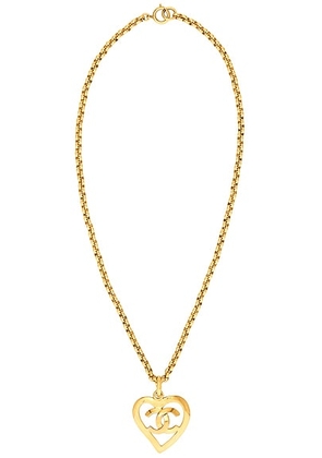 chanel Chanel 1995 CC Heart Necklace in Light Gold - Metallic Gold. Size all.